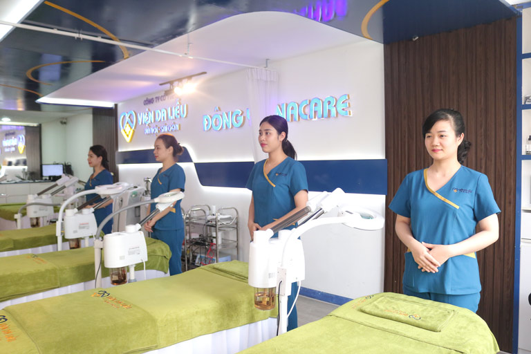 Phòng khám Viện Da liễu Hà Nội - Sài Gòn khuyến khích khách hàng điều trị tại nhà để đảm bảo an toàn trong mùa dịch bệnh
